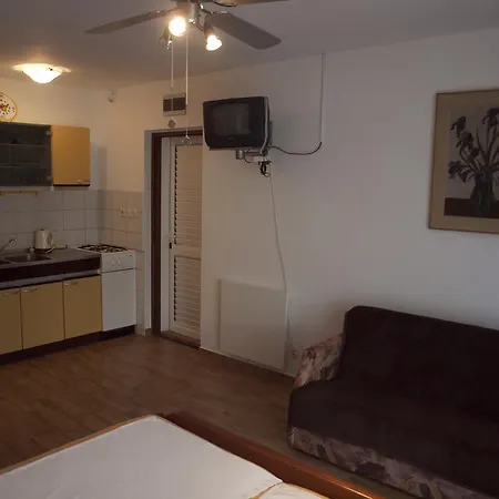 아파트 Apartmani Stefanija *