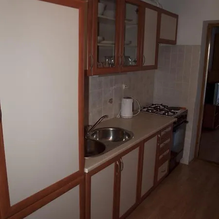아파트 Apartmani Stefanija 비르