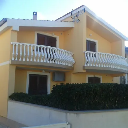 Apartmani Stefanija 아파트